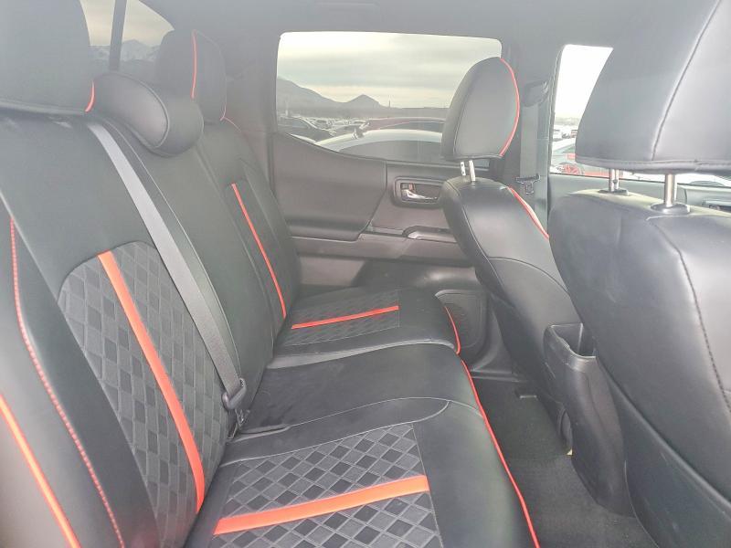 2023 Toyota Tacoma trd Off-road