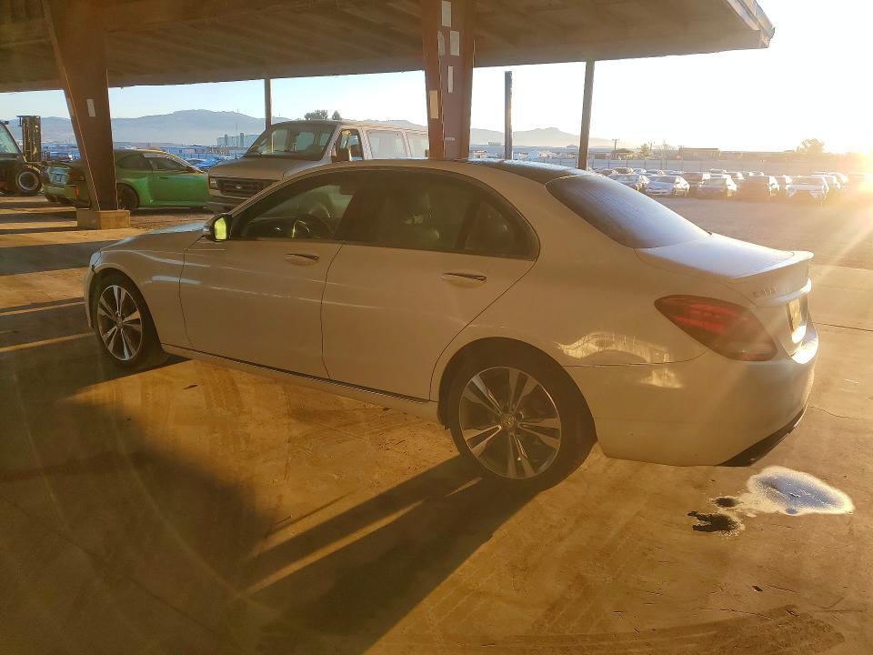 2016 Mercedes-Benz C300