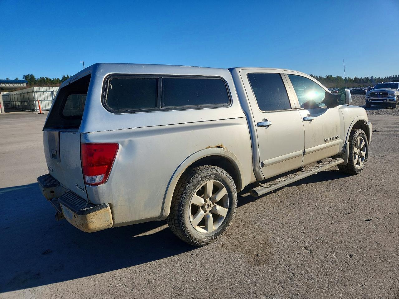2011 Nissan Titan SV