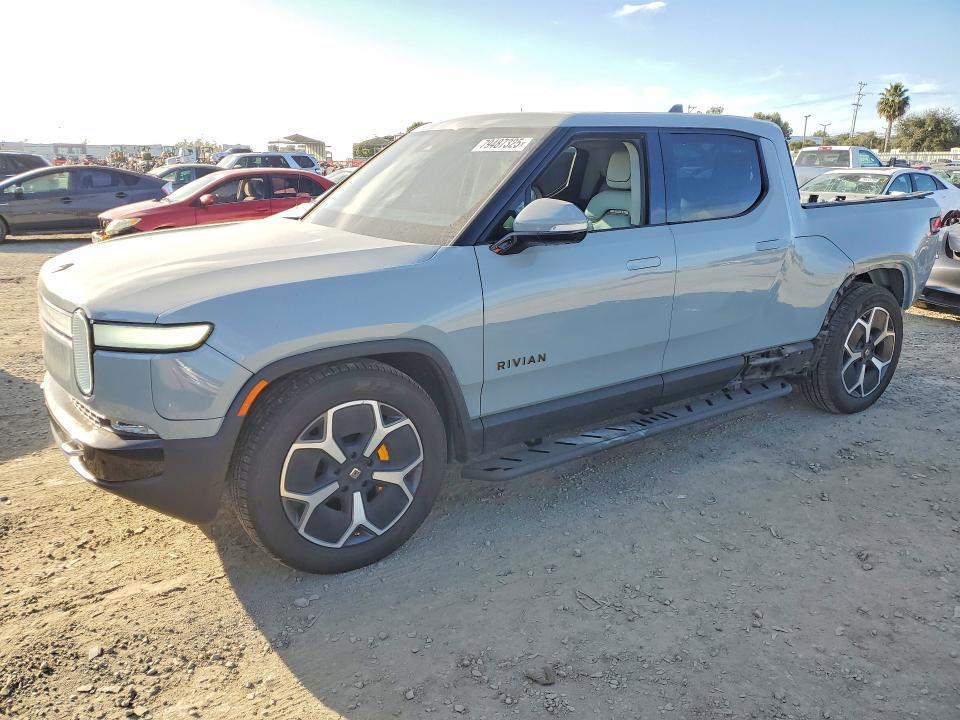 2022 Rivian R1T Adventure