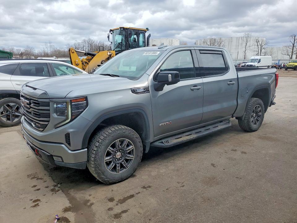2024 GMC Sierra K1500 AT4