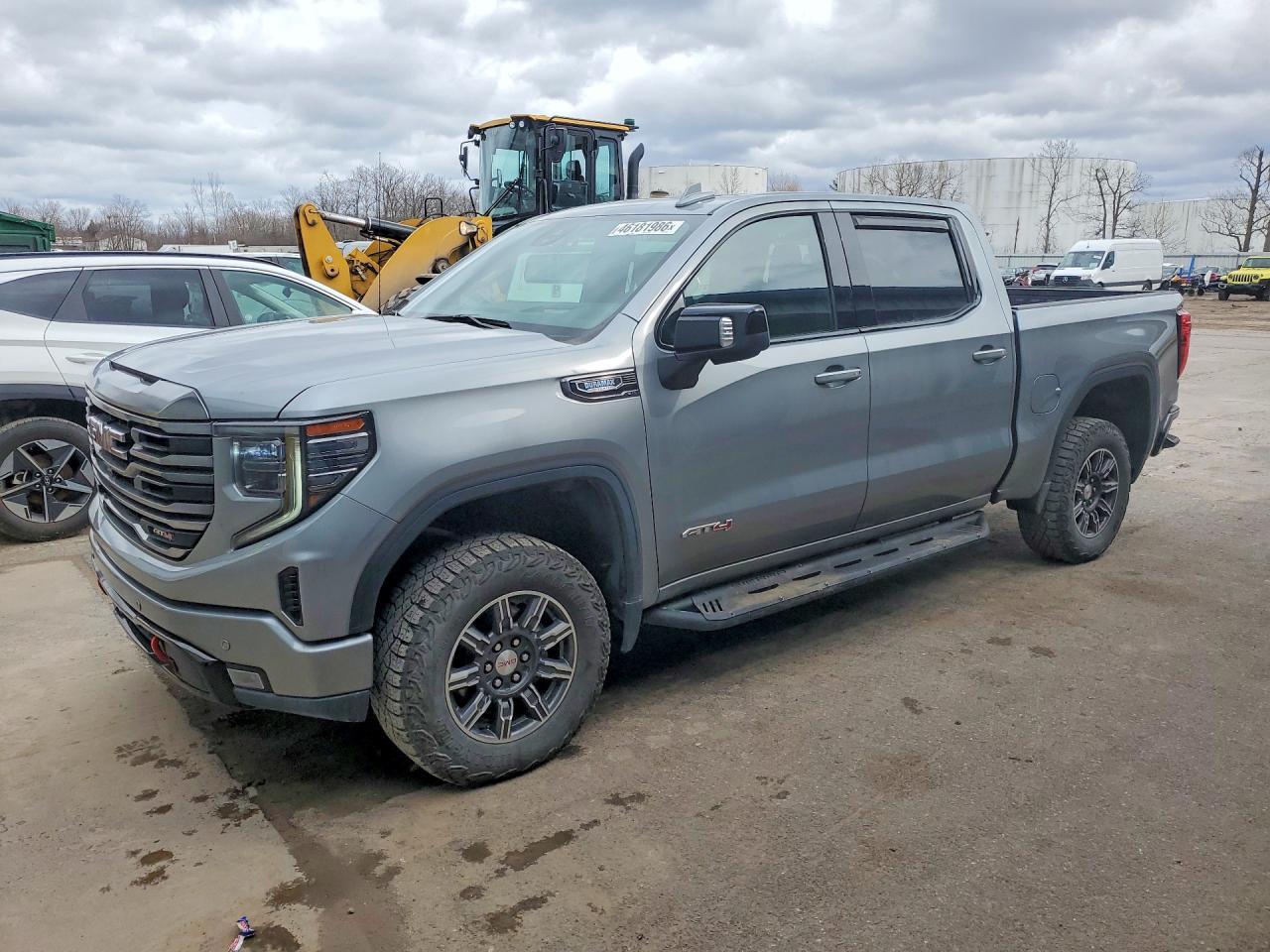 2024 GMC Sierra K1500 AT4