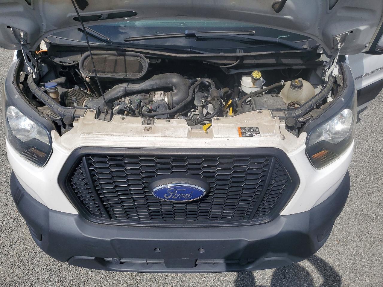 2020 Ford Transit Delivery Truck