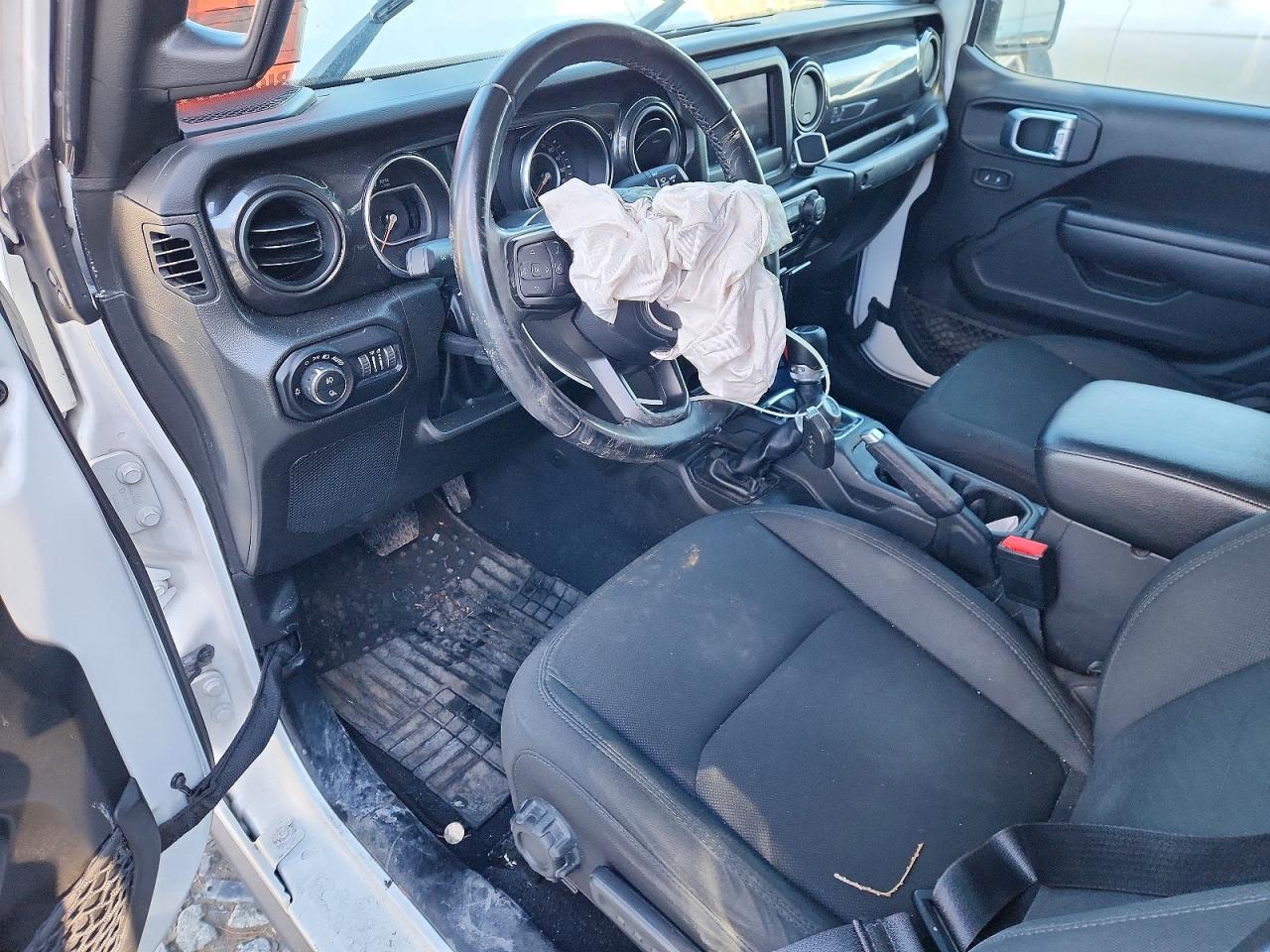 2022 Jeep Gladiator Sport