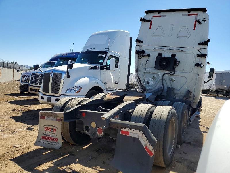 2016 Freigliner Cascadia 125