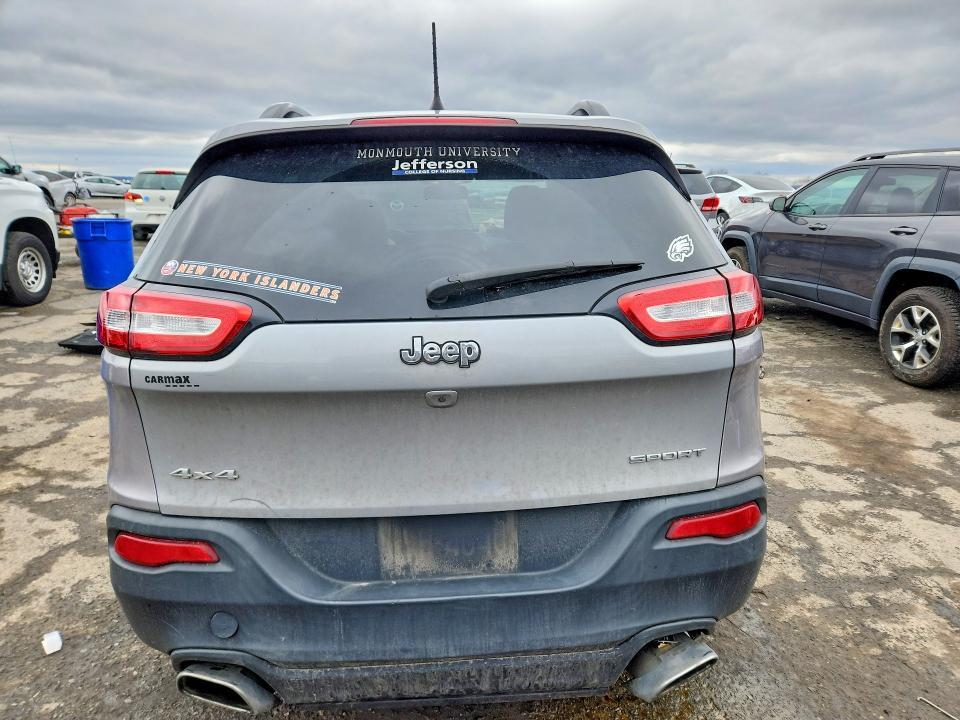 2017 Jeep Cherokee Sport