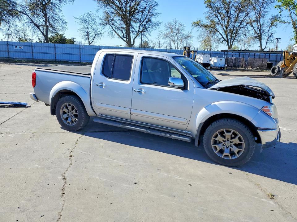 2014 Nissan Frontier SL