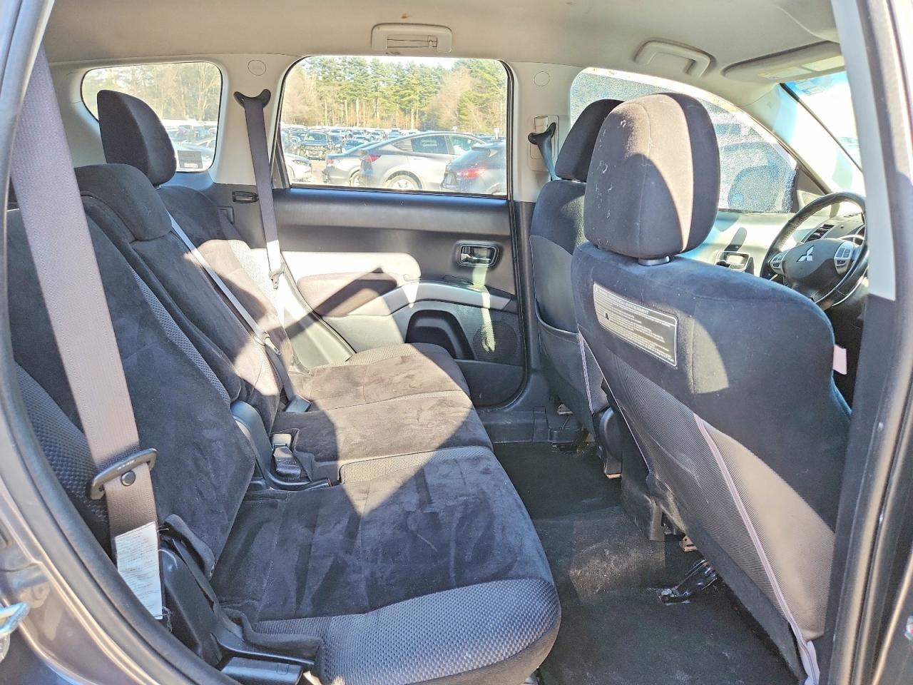 2011 Mitsubishi Outlander es
