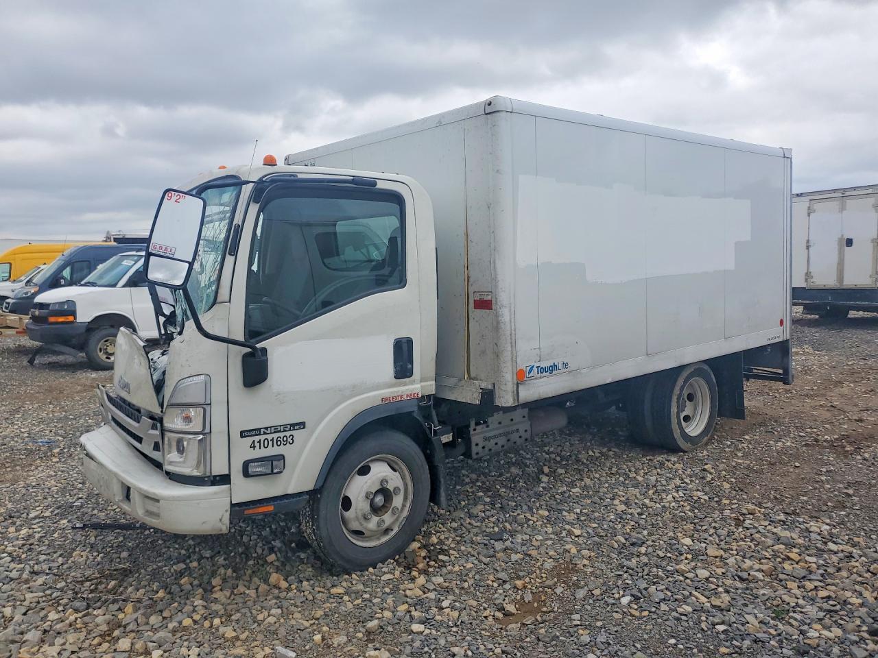 2024 Isuzu NPR HD BOX Truck