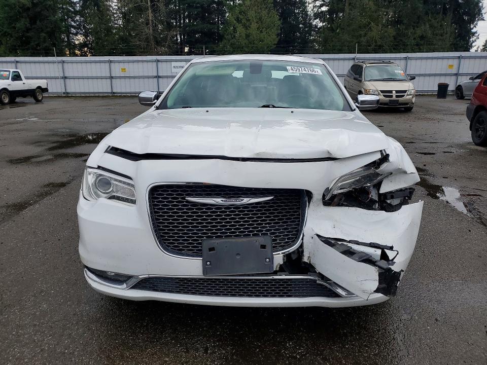 2019 Chrysler 300 Limited