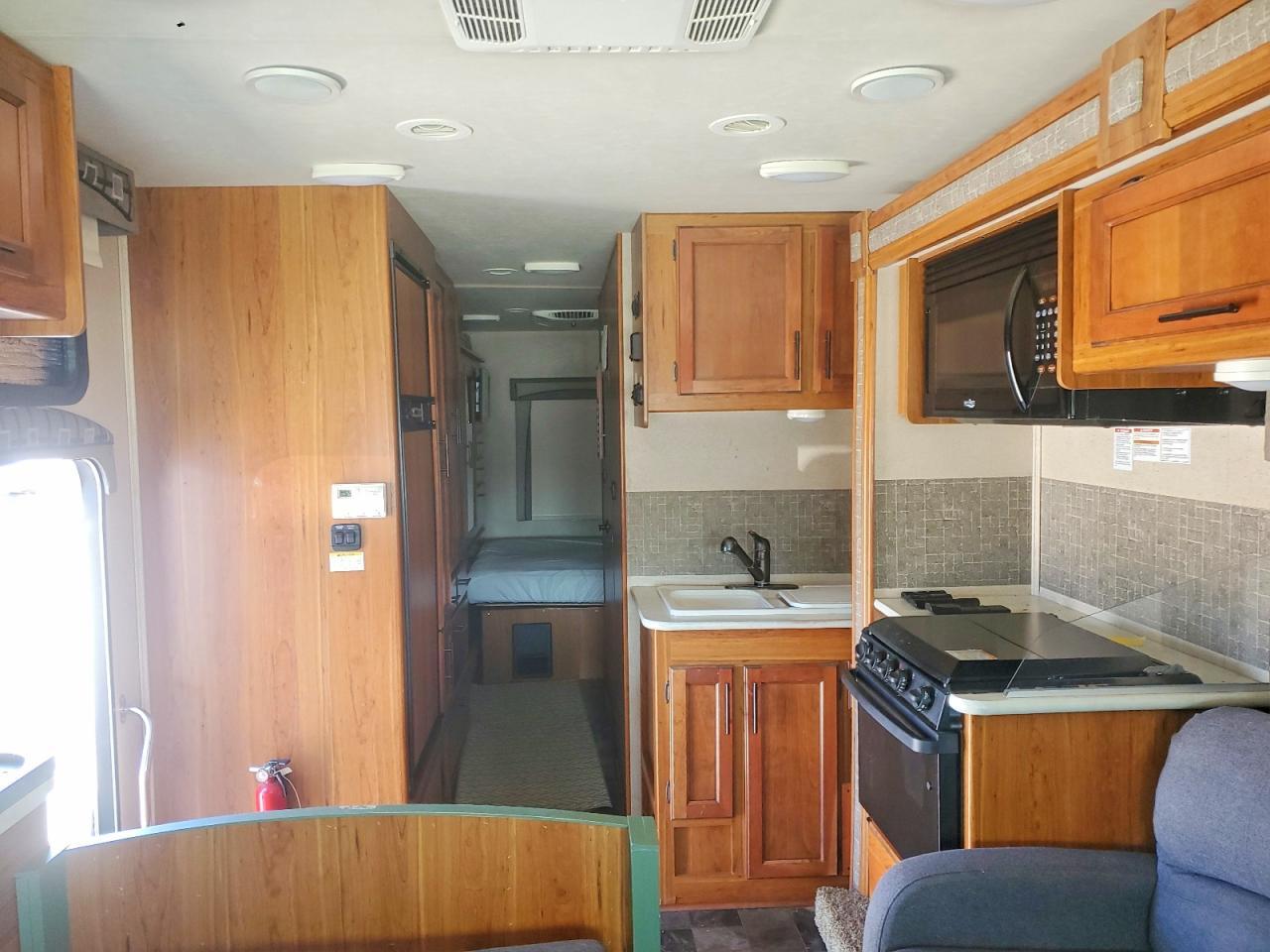 2015 Jayco Recreational Vehicle (RV)