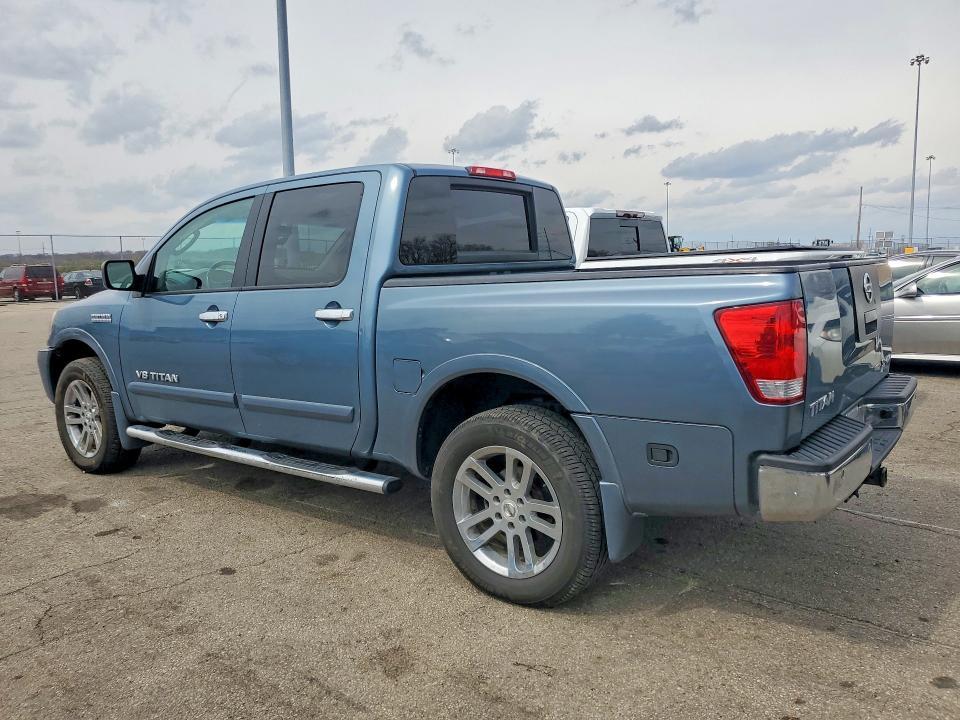 2011 Nissan Titan SV