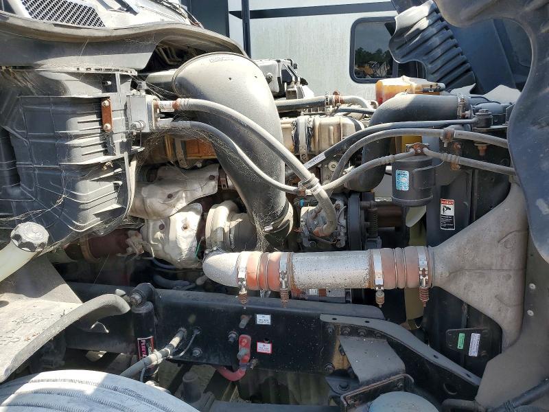 2016 Freigliner 2016 Freightliner Cascadia 125 Semi Truck