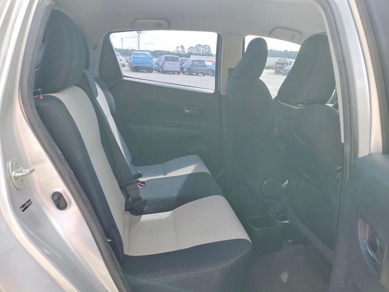2013 Toyota Yaris 5-door le