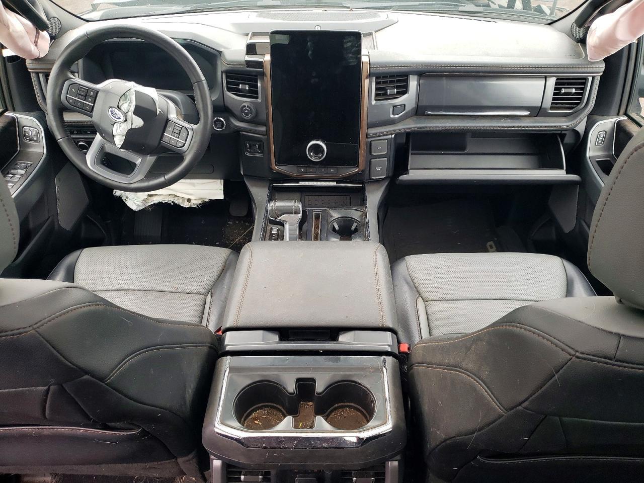 2023 Ford F150 Lightning PRO