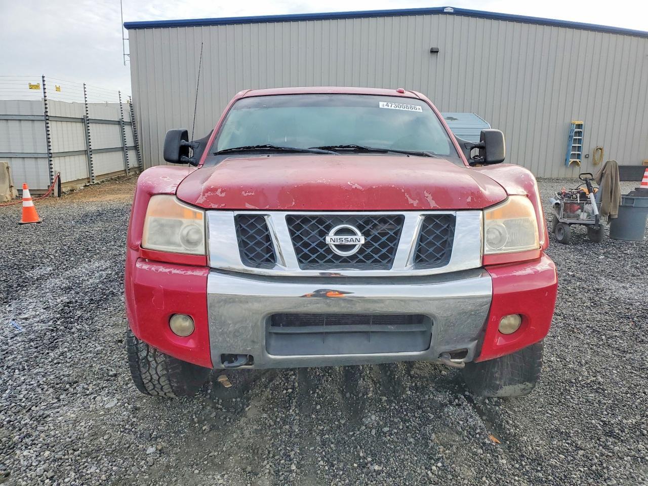 2012 Nissan Titan SV