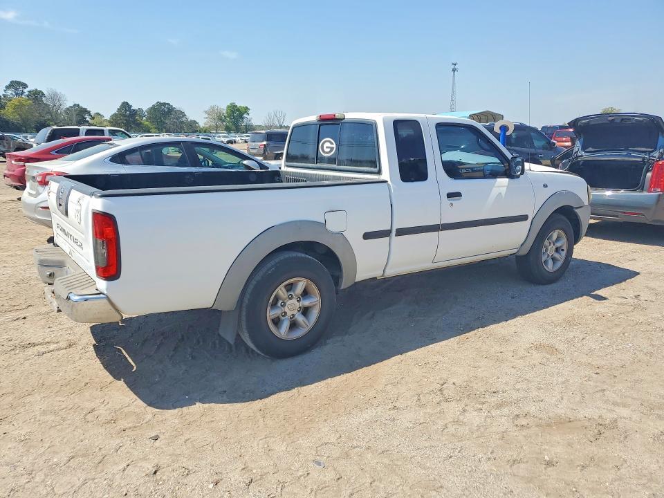2002 Nissan Frontier Standard