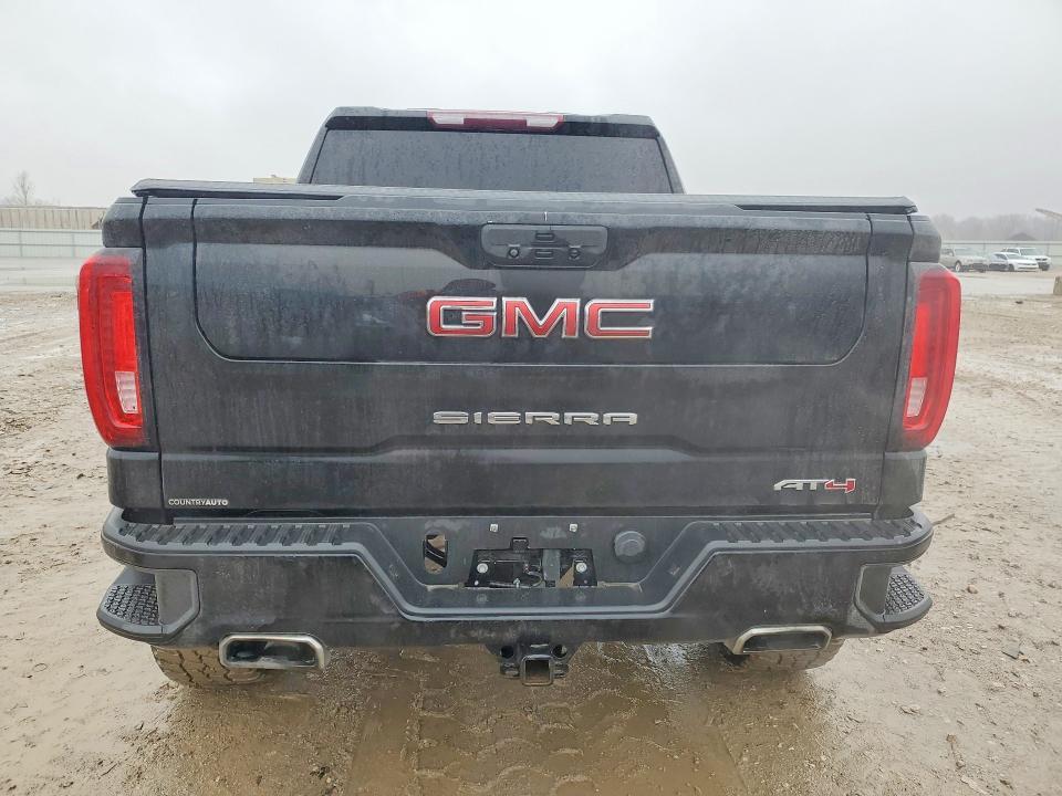 2021 GMC Sierra K1500 AT4