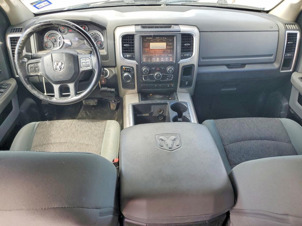 2015 Dodge RAM 1500 SLT