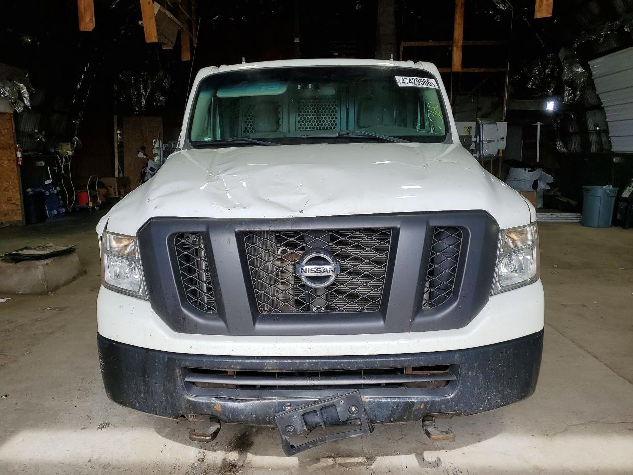 2015 Niss AN NV 2500 Utility / Service Van