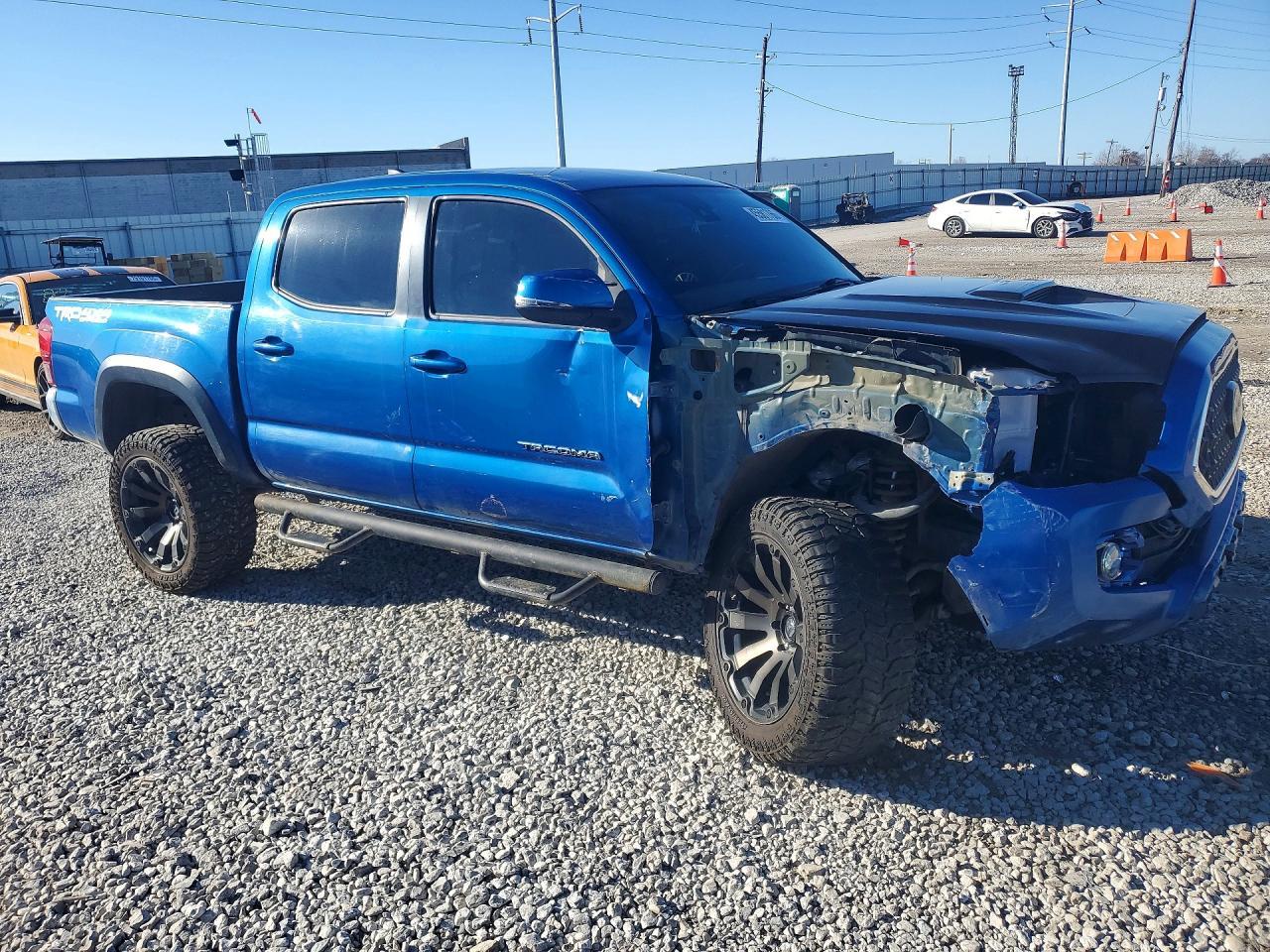 2018 Toyota Tacoma TRD OFF-Road