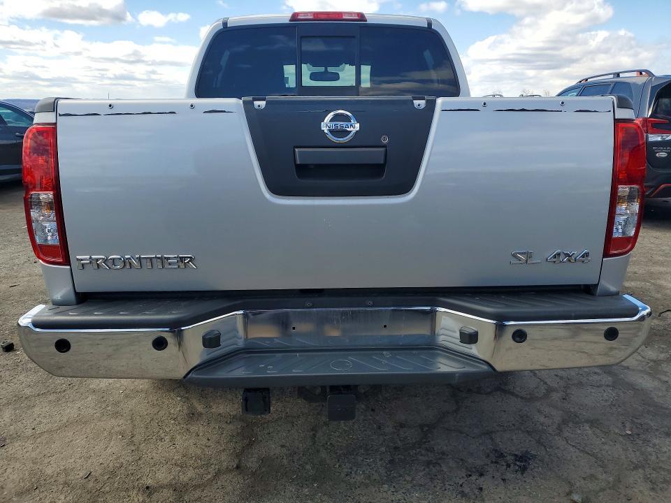 2015 Nissan Frontier SL