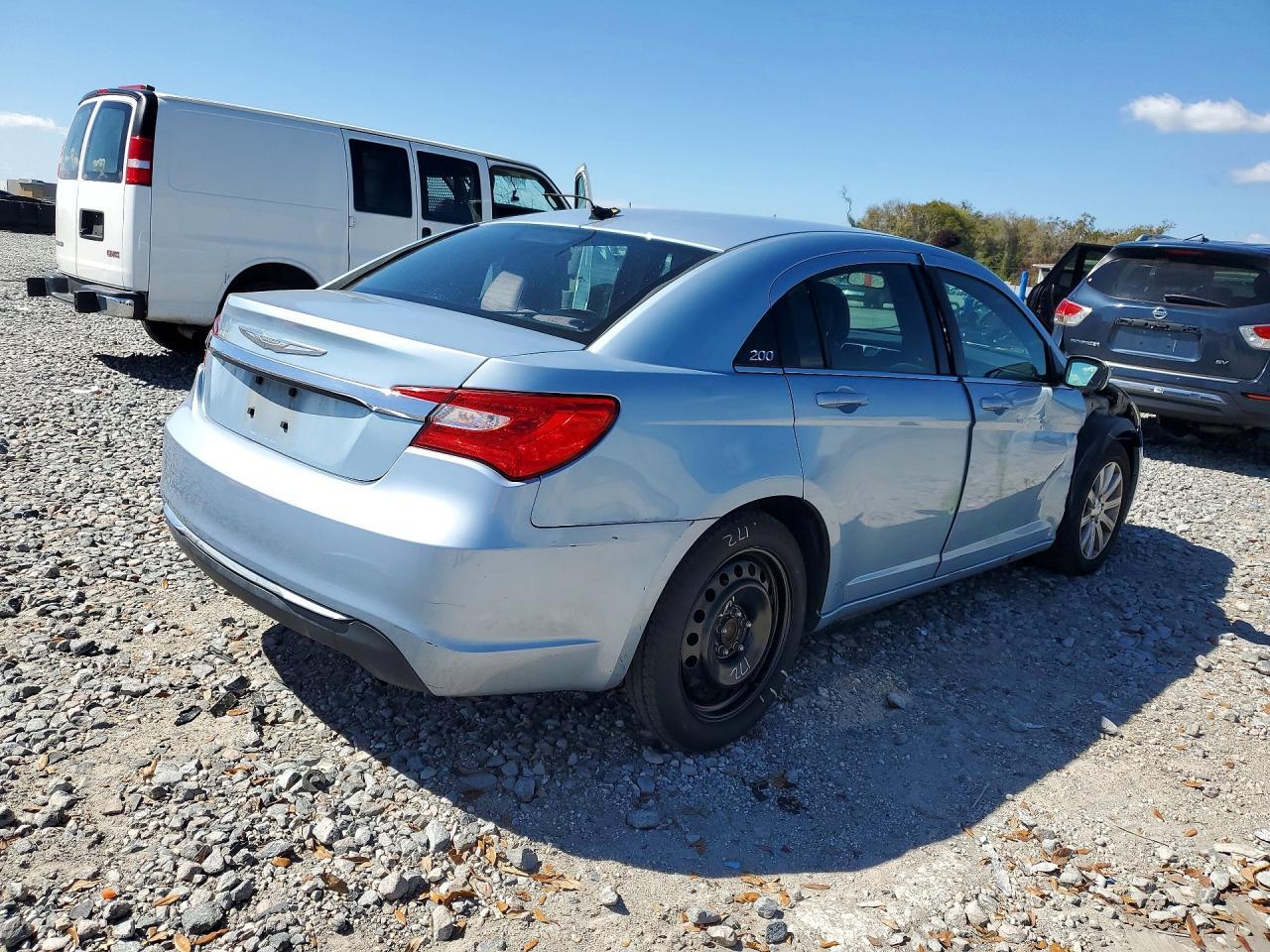 2012 Chrysler 200 Touring