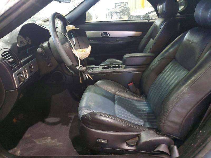 2005 Ford Thunderbird