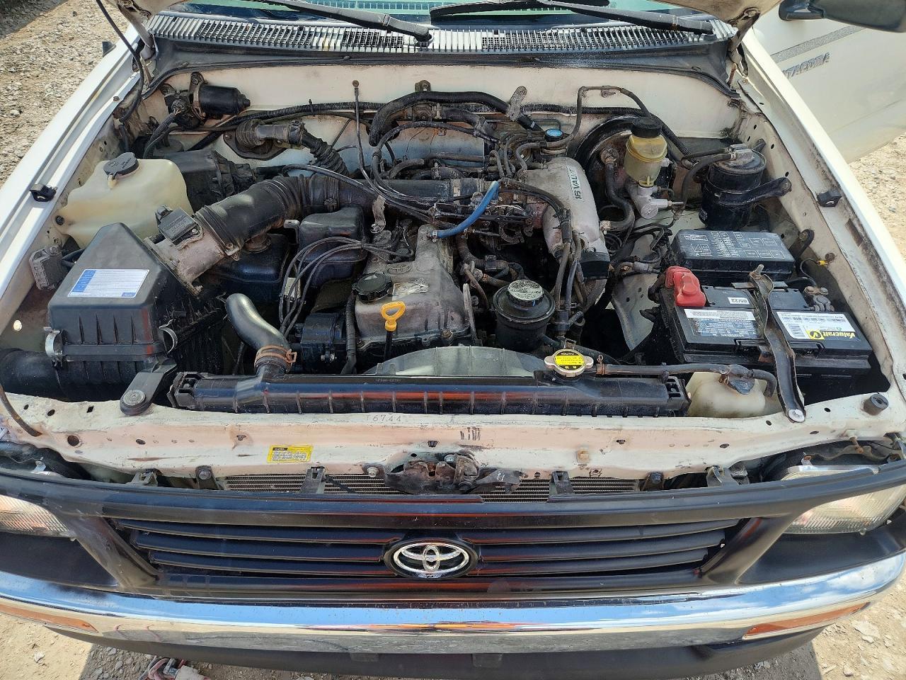 1995 Toyota Tacoma Base