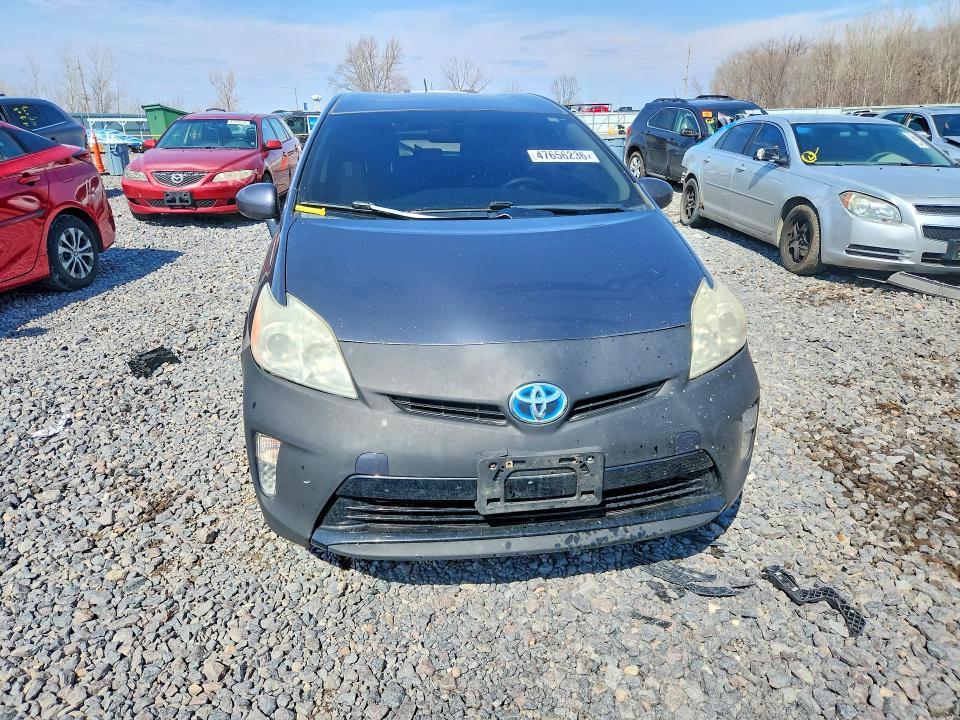 2013 Toyota Prius two