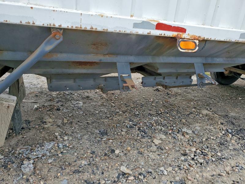 1998 Urwi 1998 Triple E Industries Hopper Bottom Grain Trail
