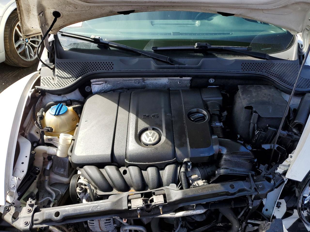 2012 Volkswagen Beetle