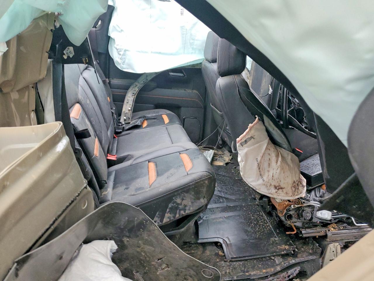 2023 GMC Sierra K1500 AT4