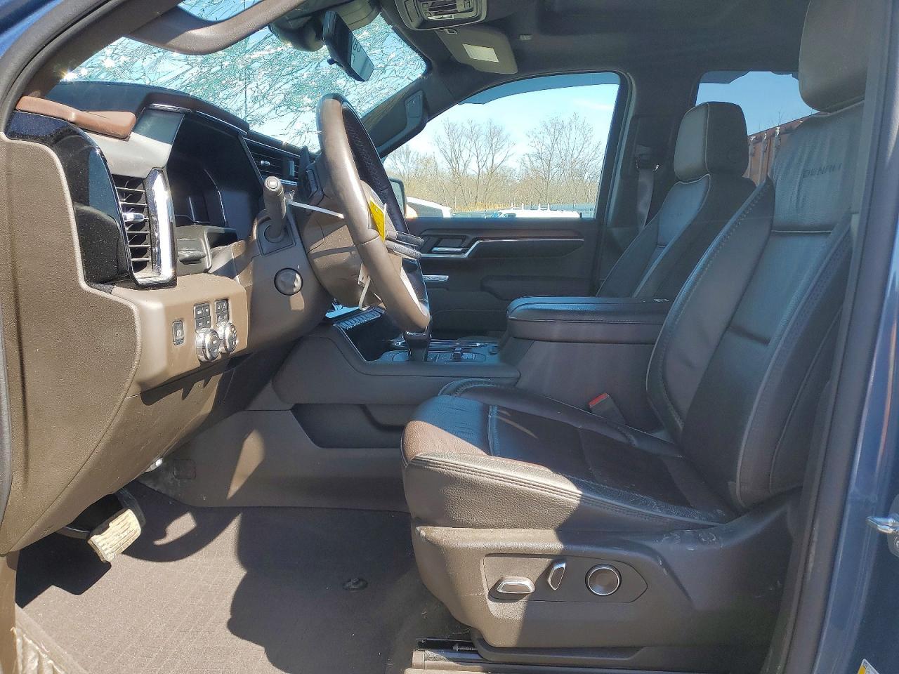 2025 GMC Sierra K1500 Denali