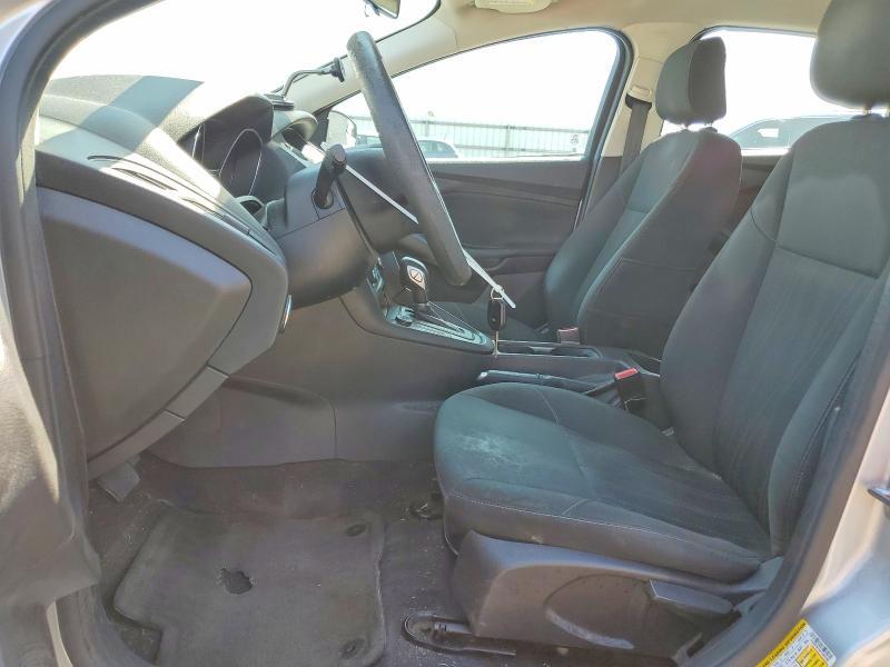 2015 Ford Focus s
