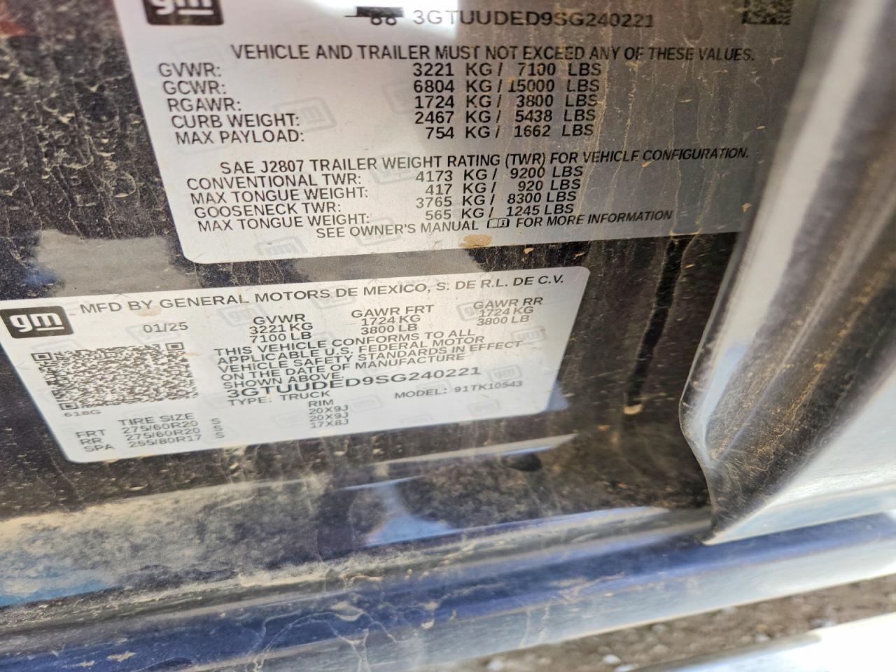 2025 GMC Sierra K1500 SLT