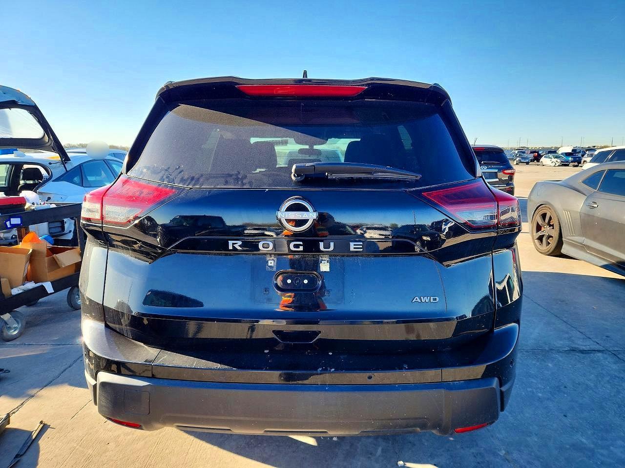 2025 Nissan Rogue sv
