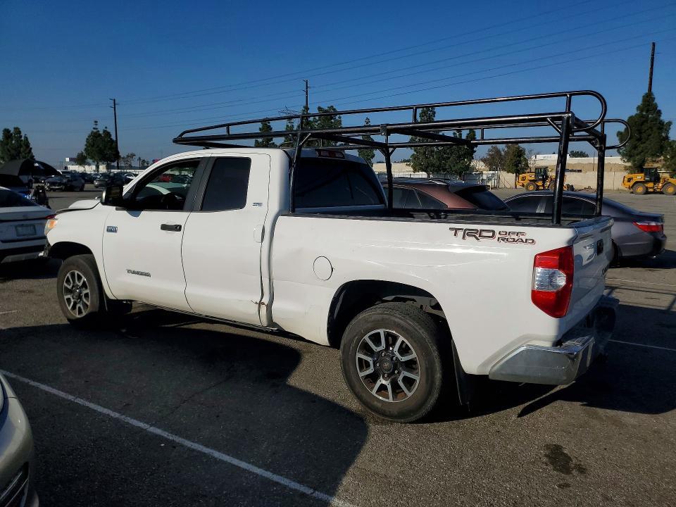 2015 Toyota Tundra SR5