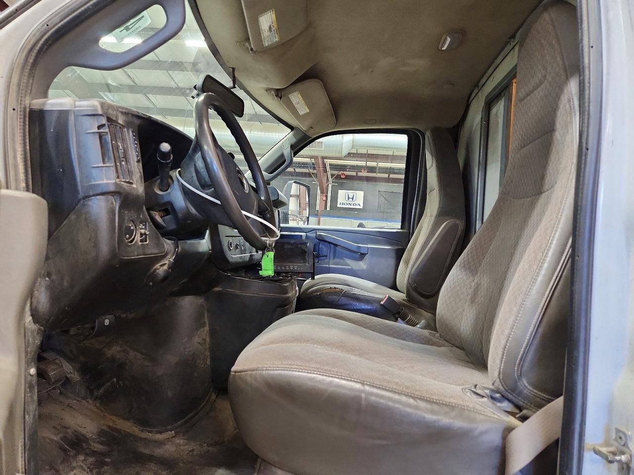 2019 Chev Rolet Express Delivery Truck