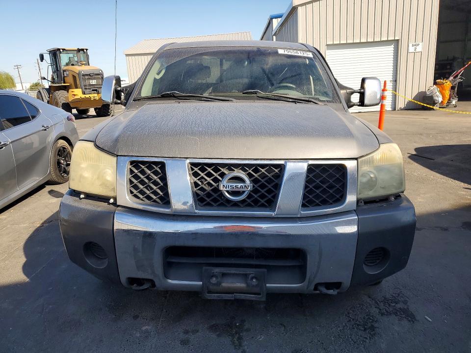 2005 Nissan Titan XE