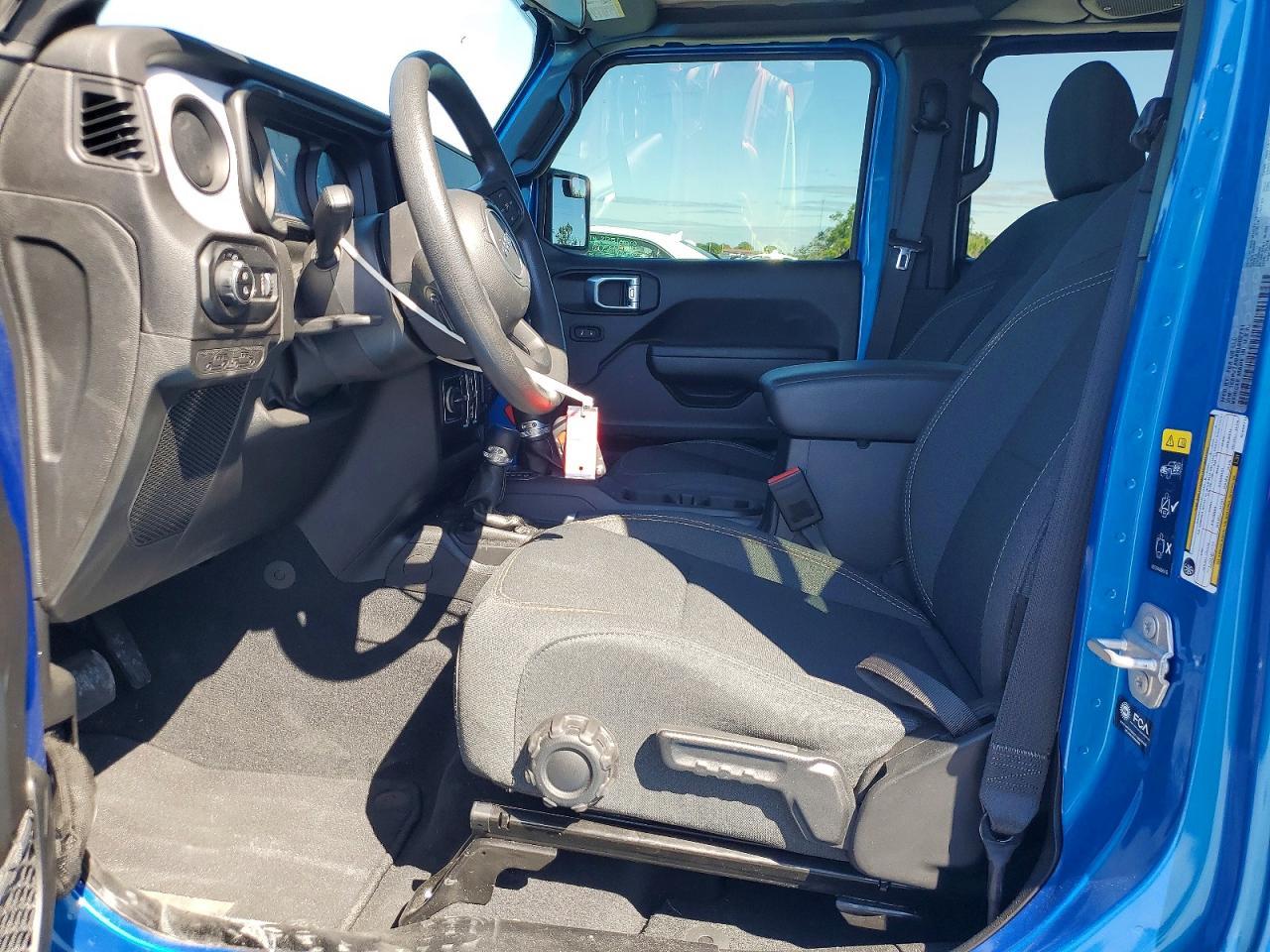 2025 Jeep Gladiator Sport