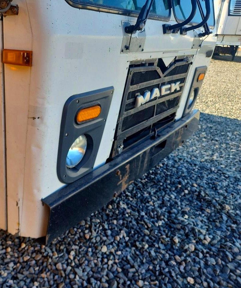 2008 Mack LEU613 Refuse Truck