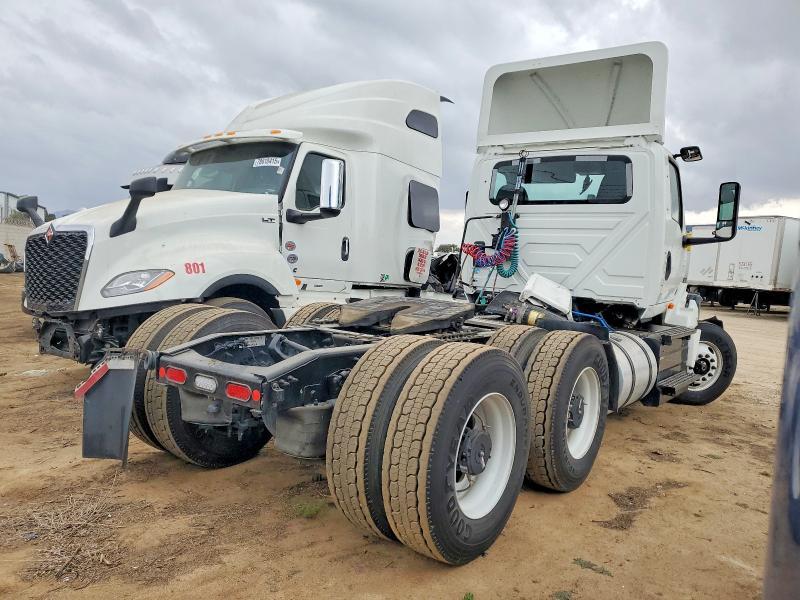 2025 International LT625