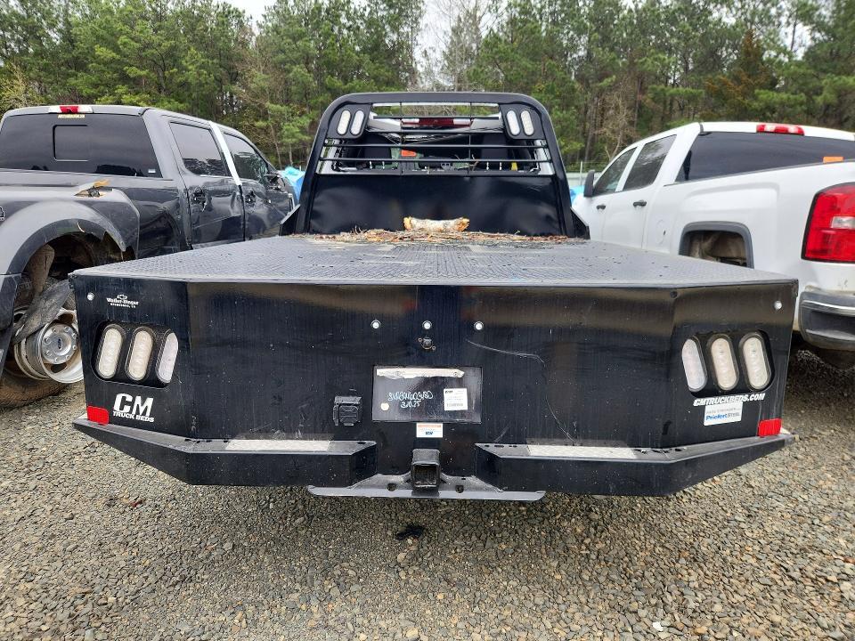 2025 Chevrolet Silverado HD Flatbed Truck