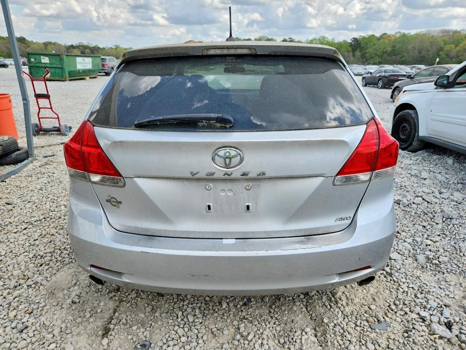 2011 Toyota Venza awd V6
