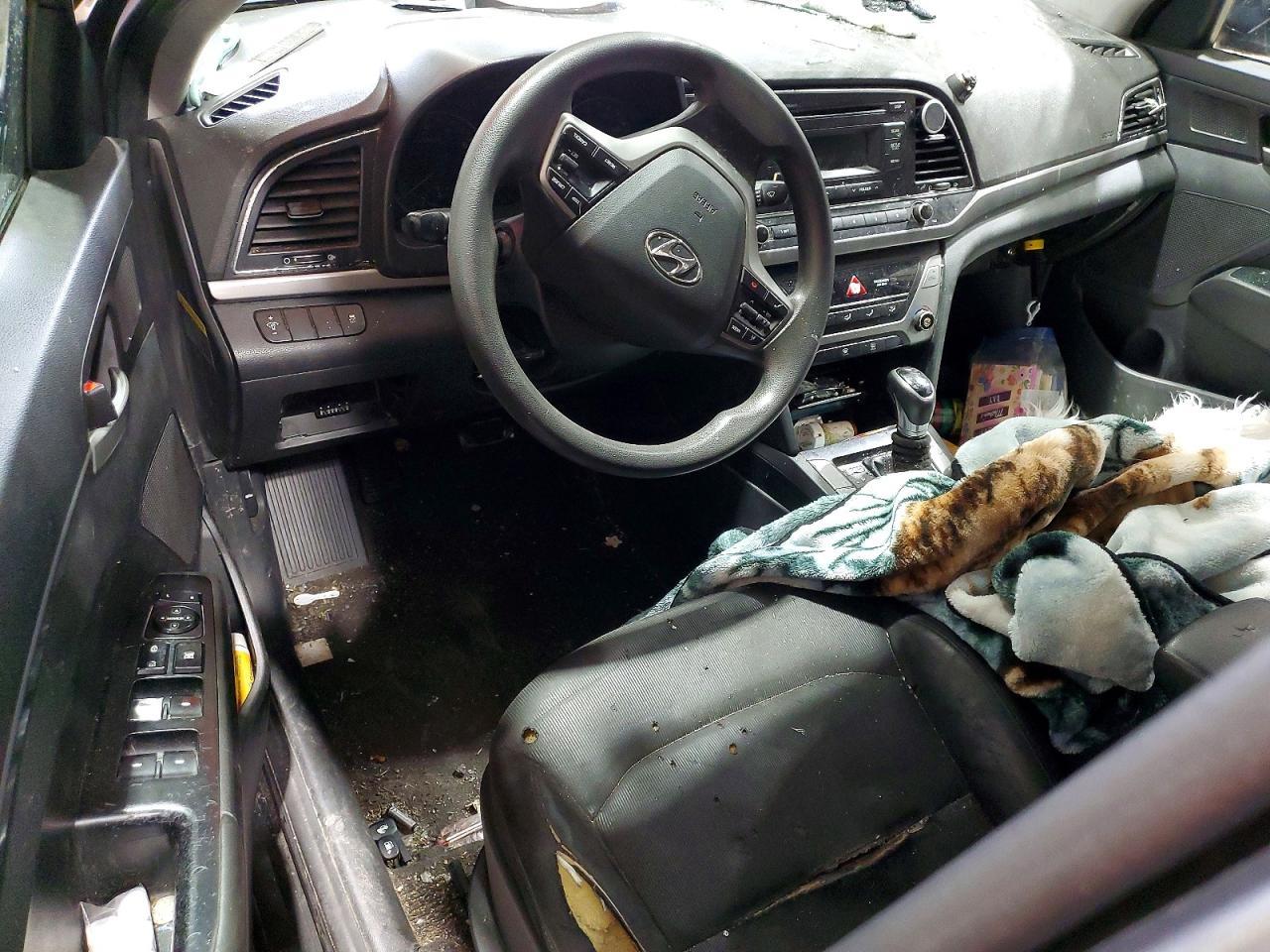 2018 Hyundai Elantra se