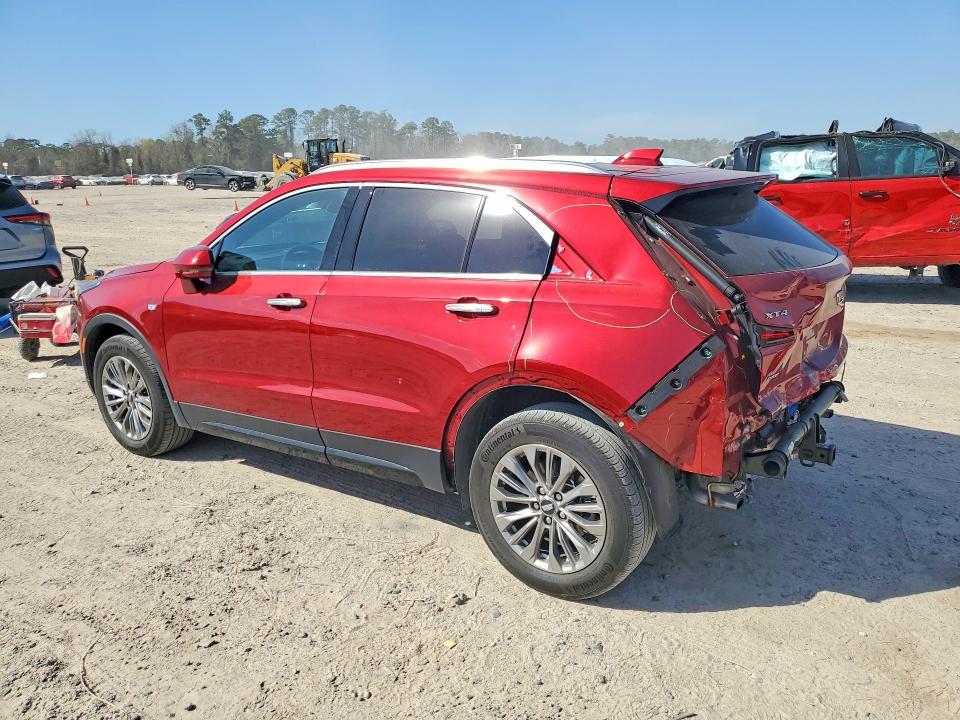 2024 Cadillac XT4 Premium Luxury