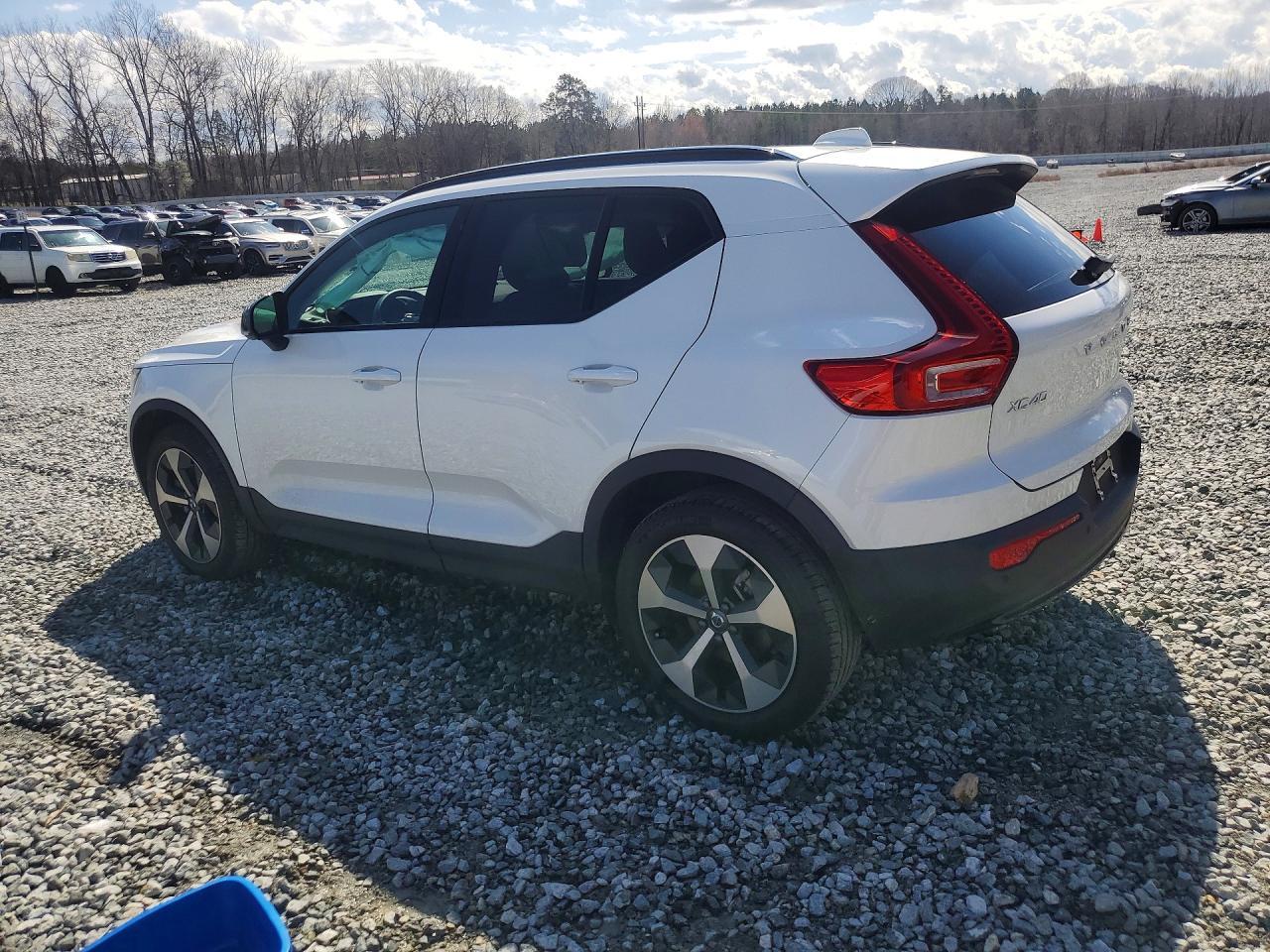 2025 Volvo Xc40 Plus