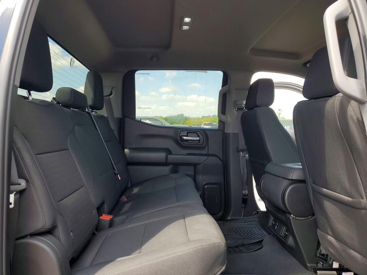 2024 Chevrolet Silverado C1500 Custom