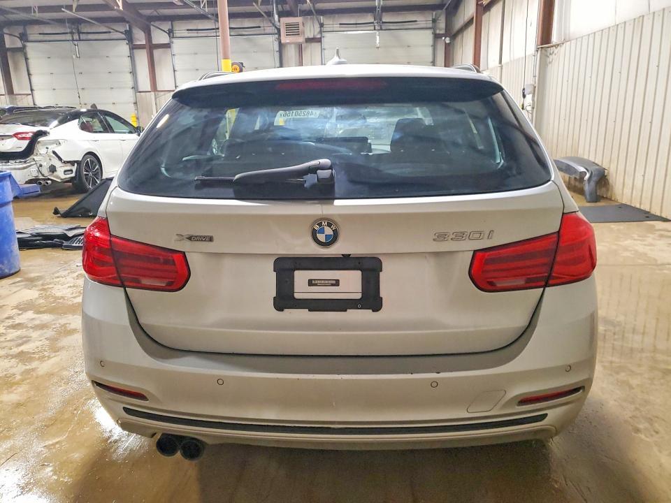 2018 BMW 330 xi